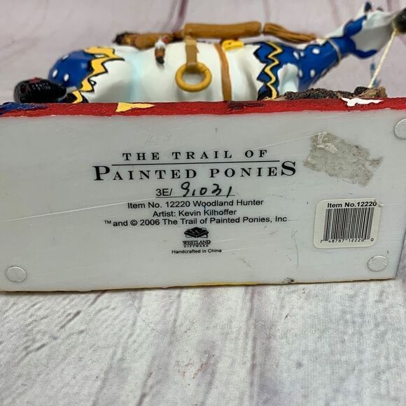 The Trail of Painted Ponies Woodland Hunter 3E/9031 Collectible Model Horse - Picture 15 of 15